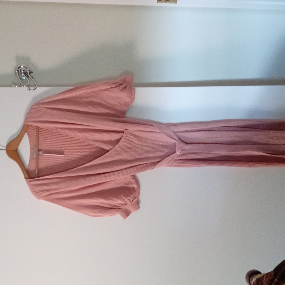 ASOS (Curve) NWT peachy/coral/salmon, belted knit wrap dress